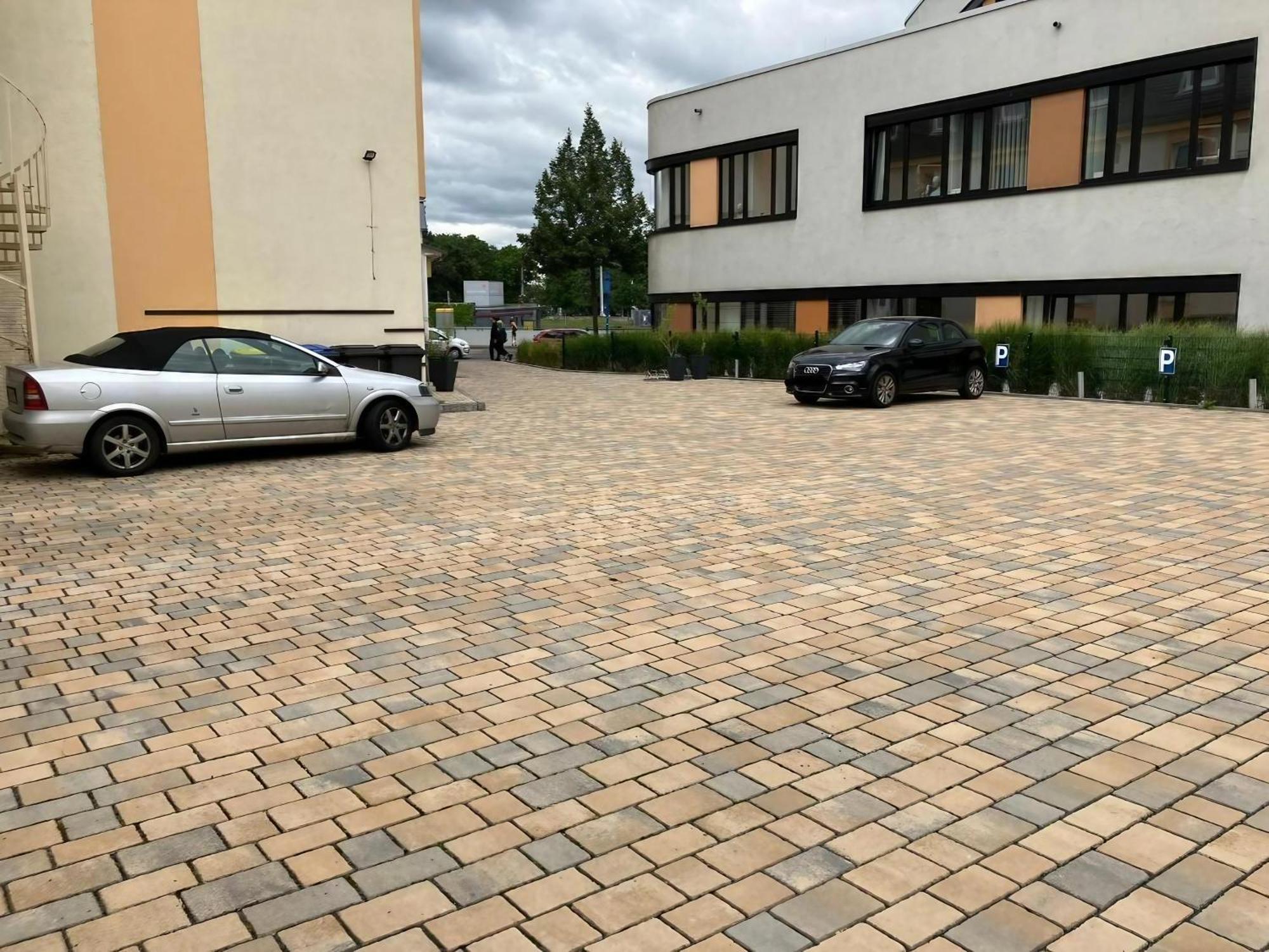 Hotel Am Bayrischen Platz Leipzig Dış mekan fotoğraf